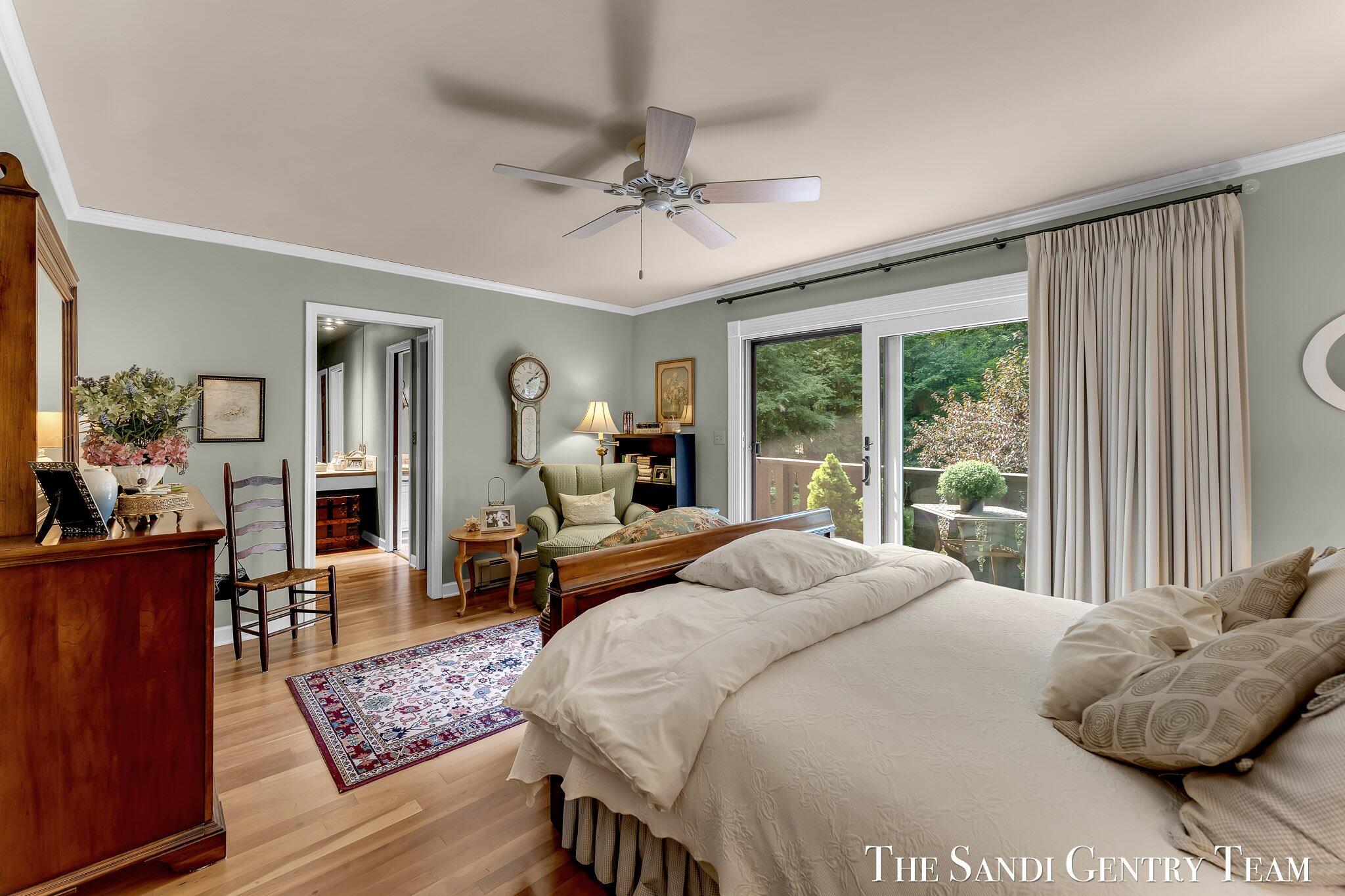 12879 Lakeshore Drive Grand Haven MI 49417