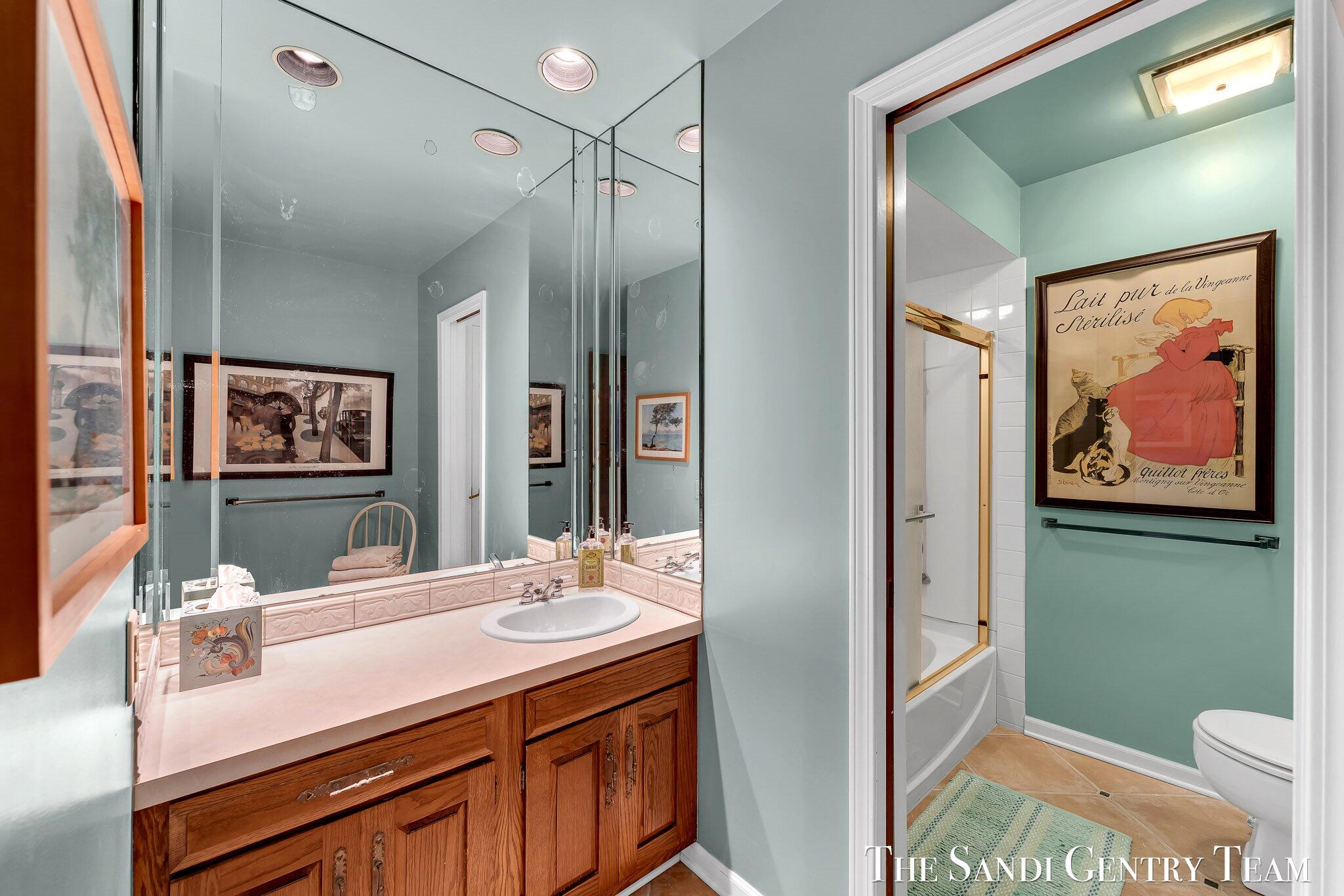 12879 Lakeshore Drive Grand Haven MI 49417