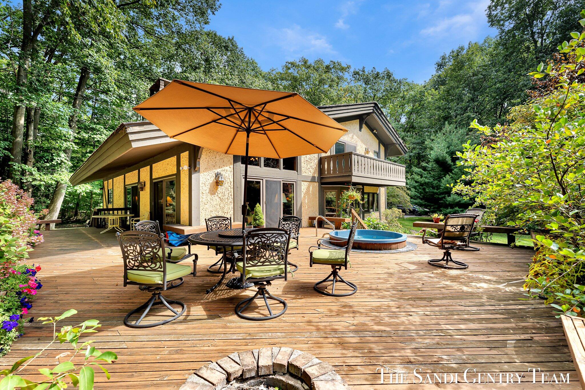 12879 Lakeshore Drive Grand Haven MI 49417