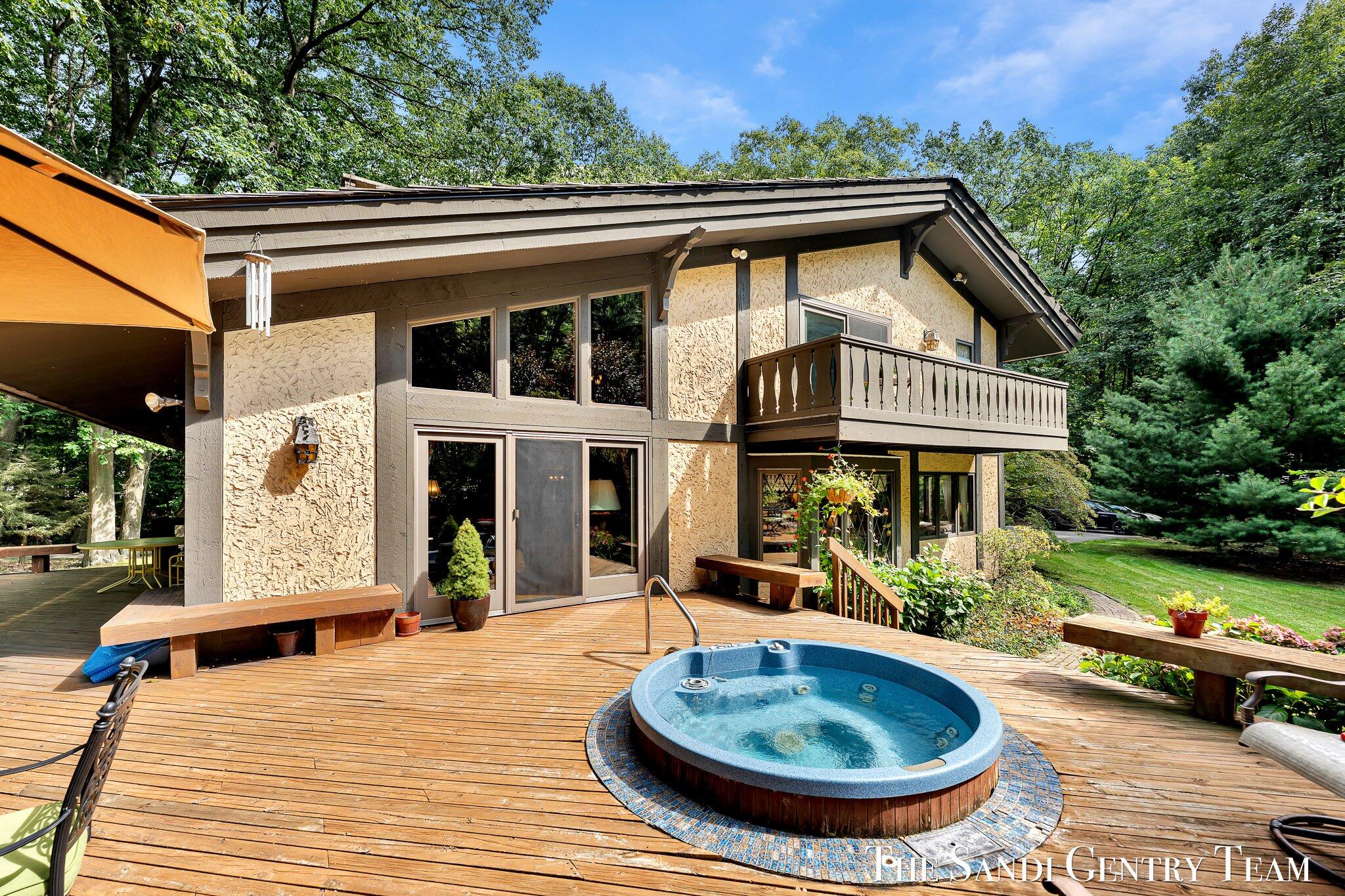 12879 Lakeshore Drive Grand Haven MI 49417