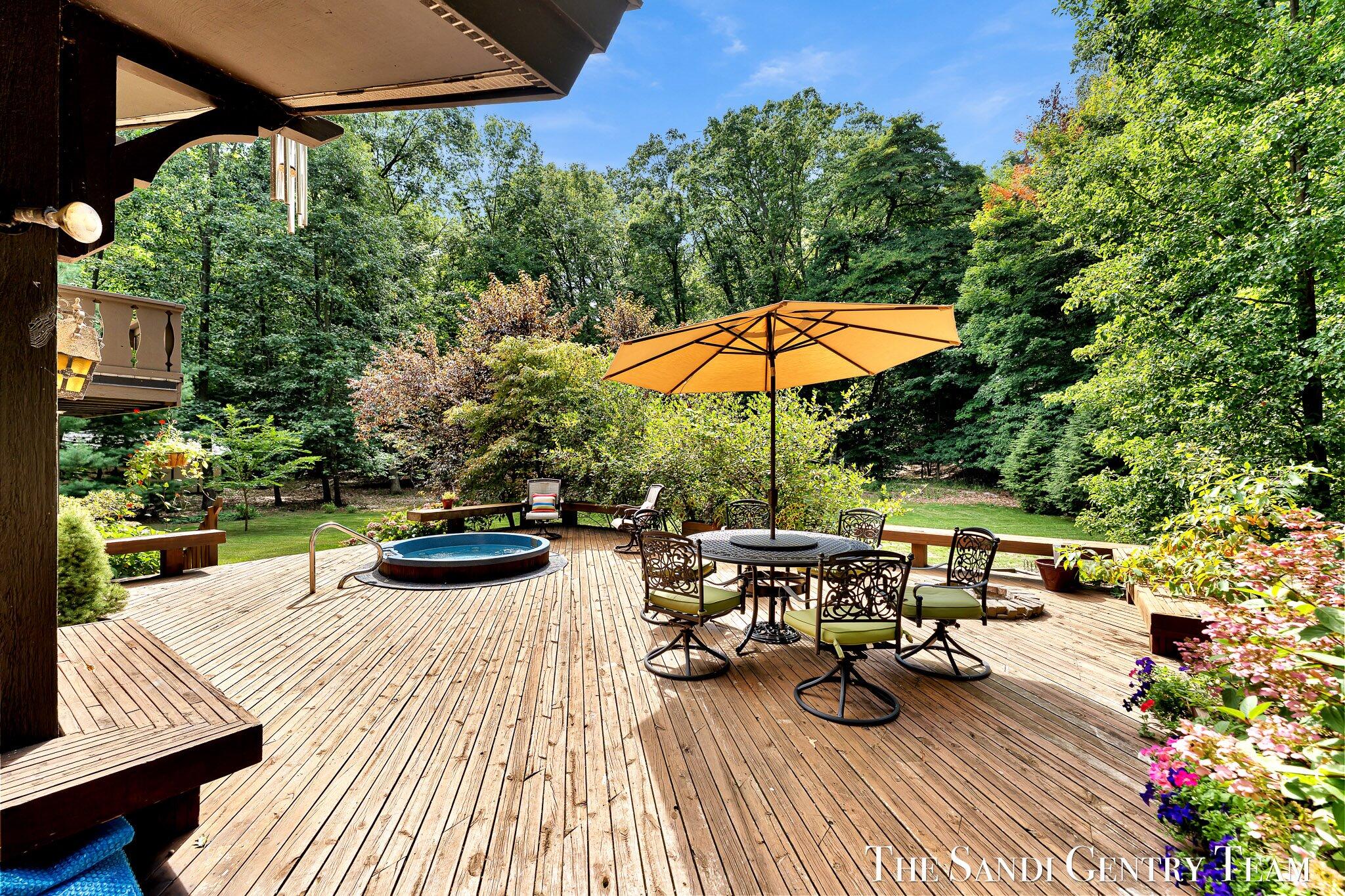 12879 Lakeshore Drive Grand Haven MI 49417