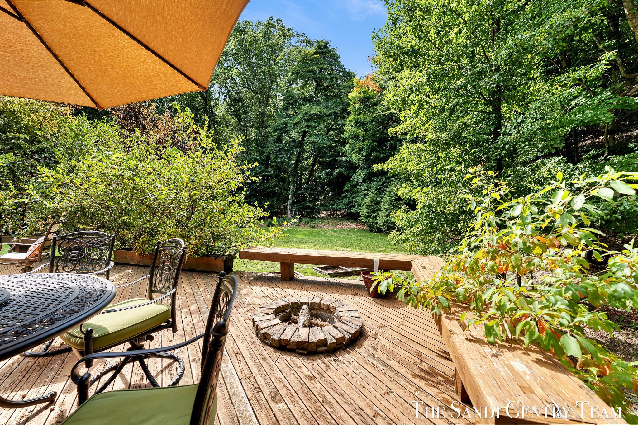 12879 Lakeshore Drive Grand Haven MI 49417