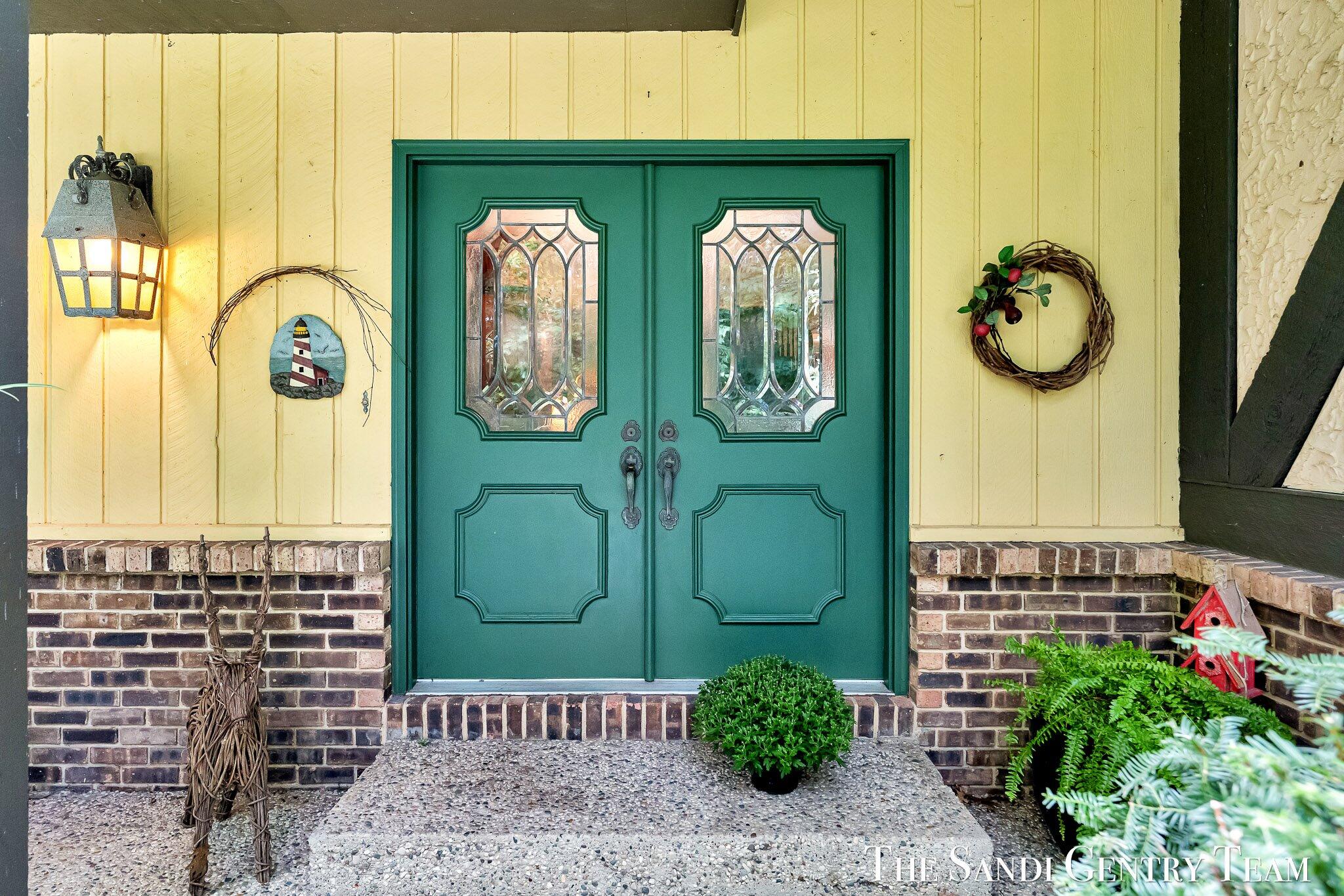 12879 Lakeshore Drive Grand Haven MI 49417