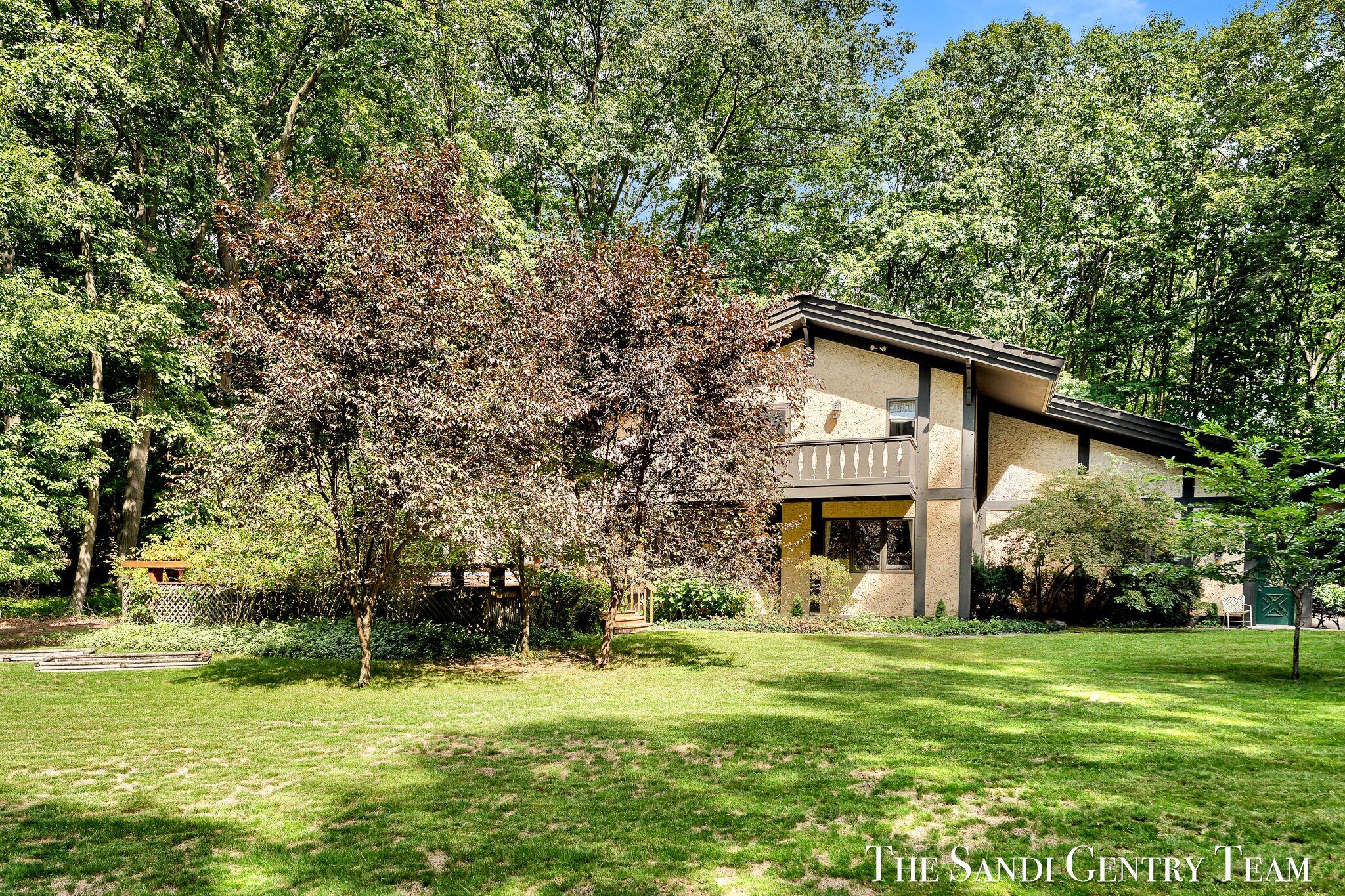 12879 Lakeshore Drive Grand Haven MI 49417