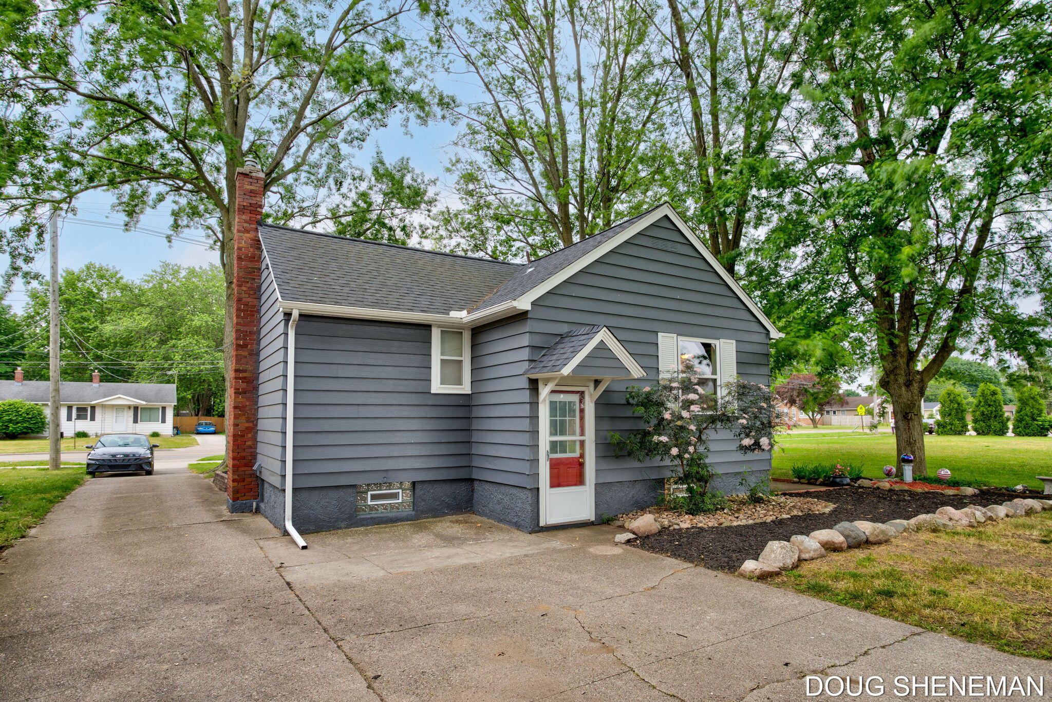 145 W Roosevelt Avenue Zeeland MI 49464