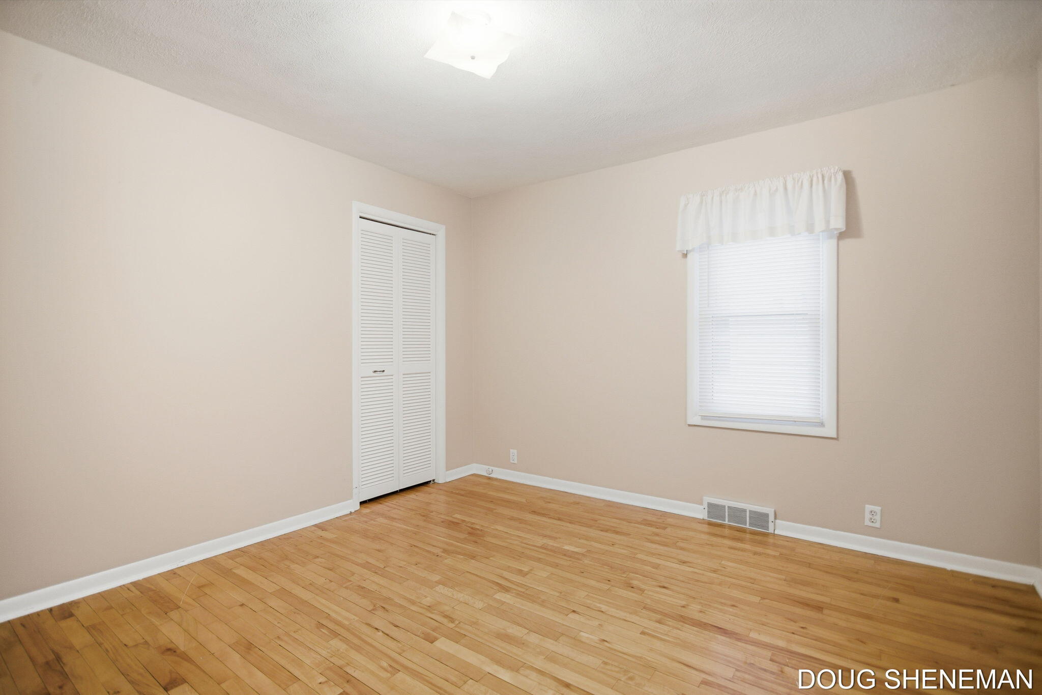 145 W Roosevelt Avenue Zeeland MI 49464