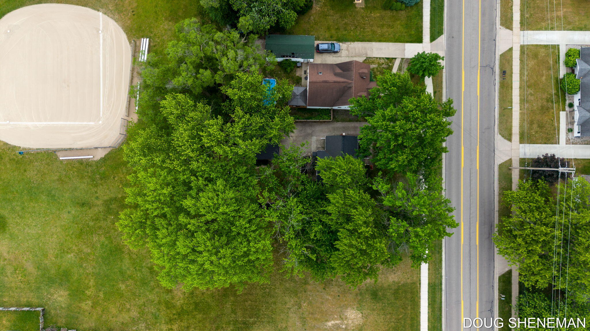 145 W Roosevelt Avenue Zeeland MI 49464