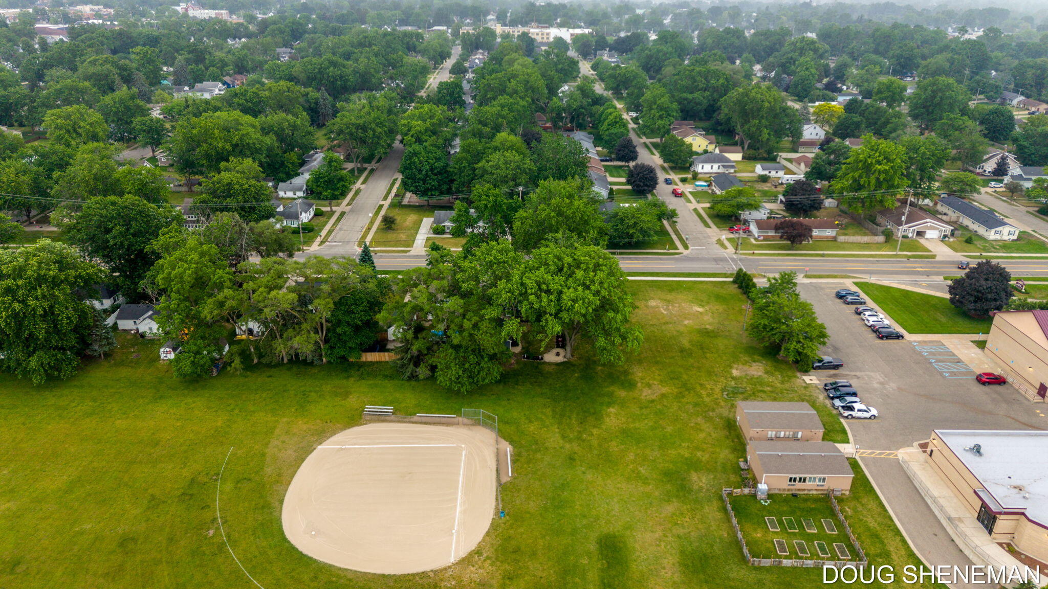 145 W Roosevelt Avenue Zeeland MI 49464