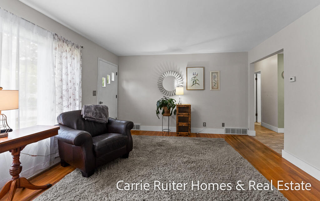 306 Orchard Avenue Grand Haven MI 49417