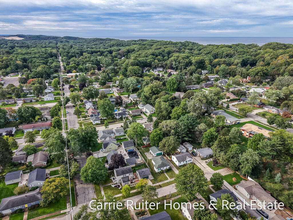 306 Orchard Avenue Grand Haven MI 49417