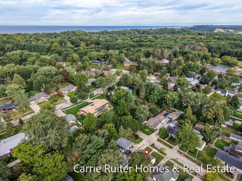 306 Orchard Avenue Grand Haven MI 49417