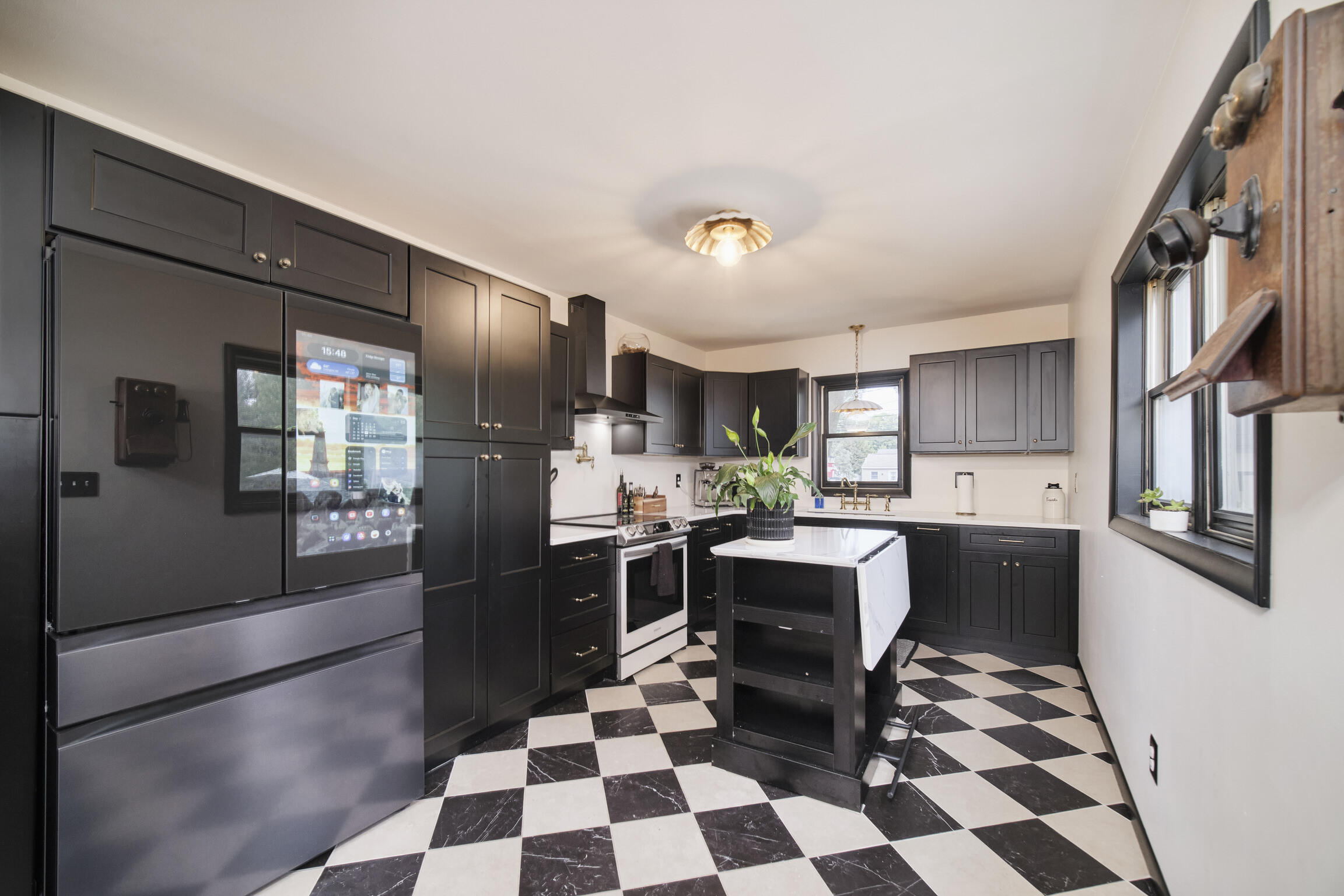 809 Brother Street Ludington MI 49431