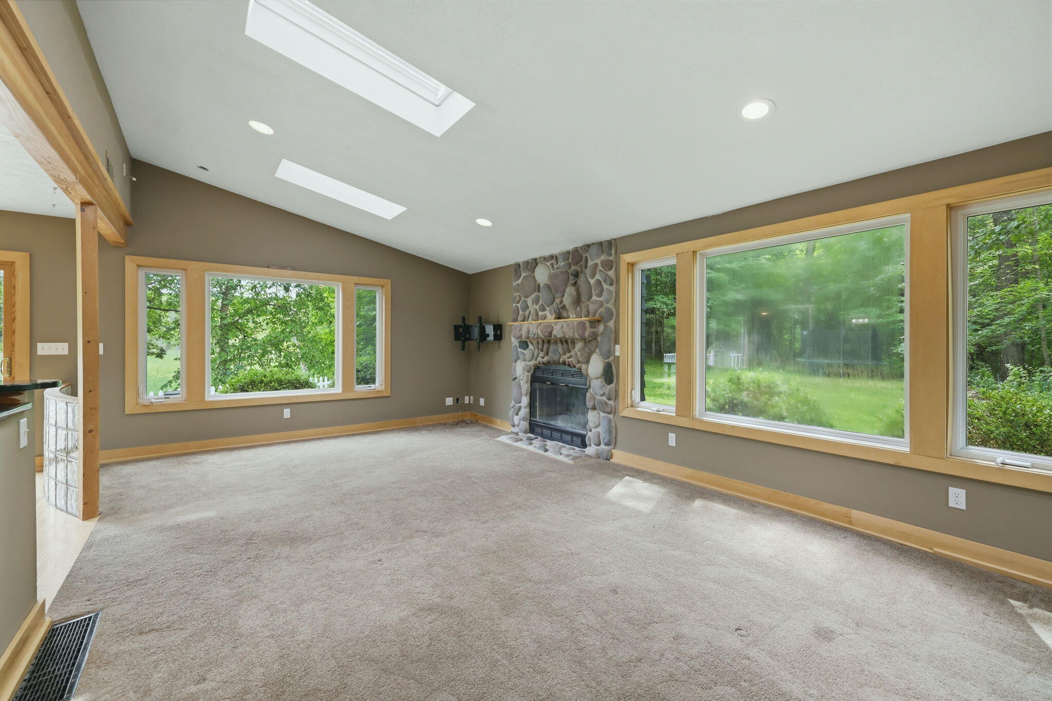 1372 Cramton Avenue NE Ada MI 49301