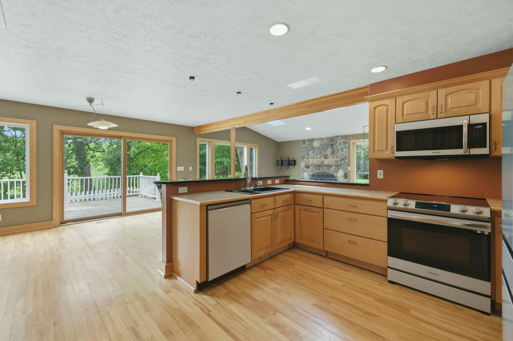 1372 Cramton Avenue NE Ada MI 49301