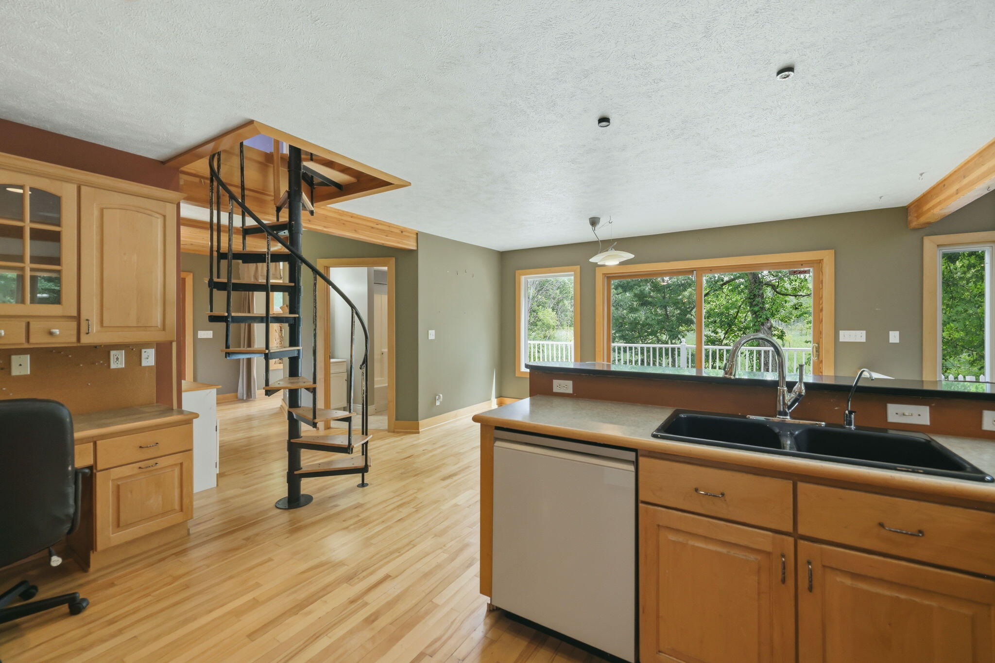 1372 Cramton Avenue NE Ada MI 49301