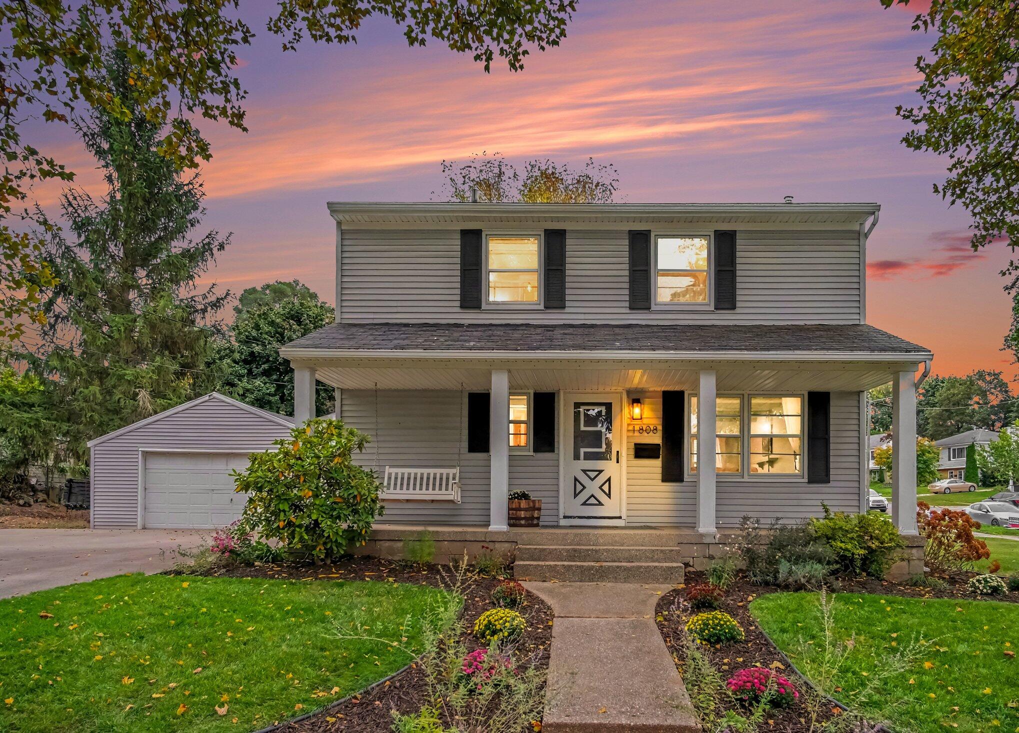 1808 NE Diamond Avenue NE Grand Rapids MI 49505