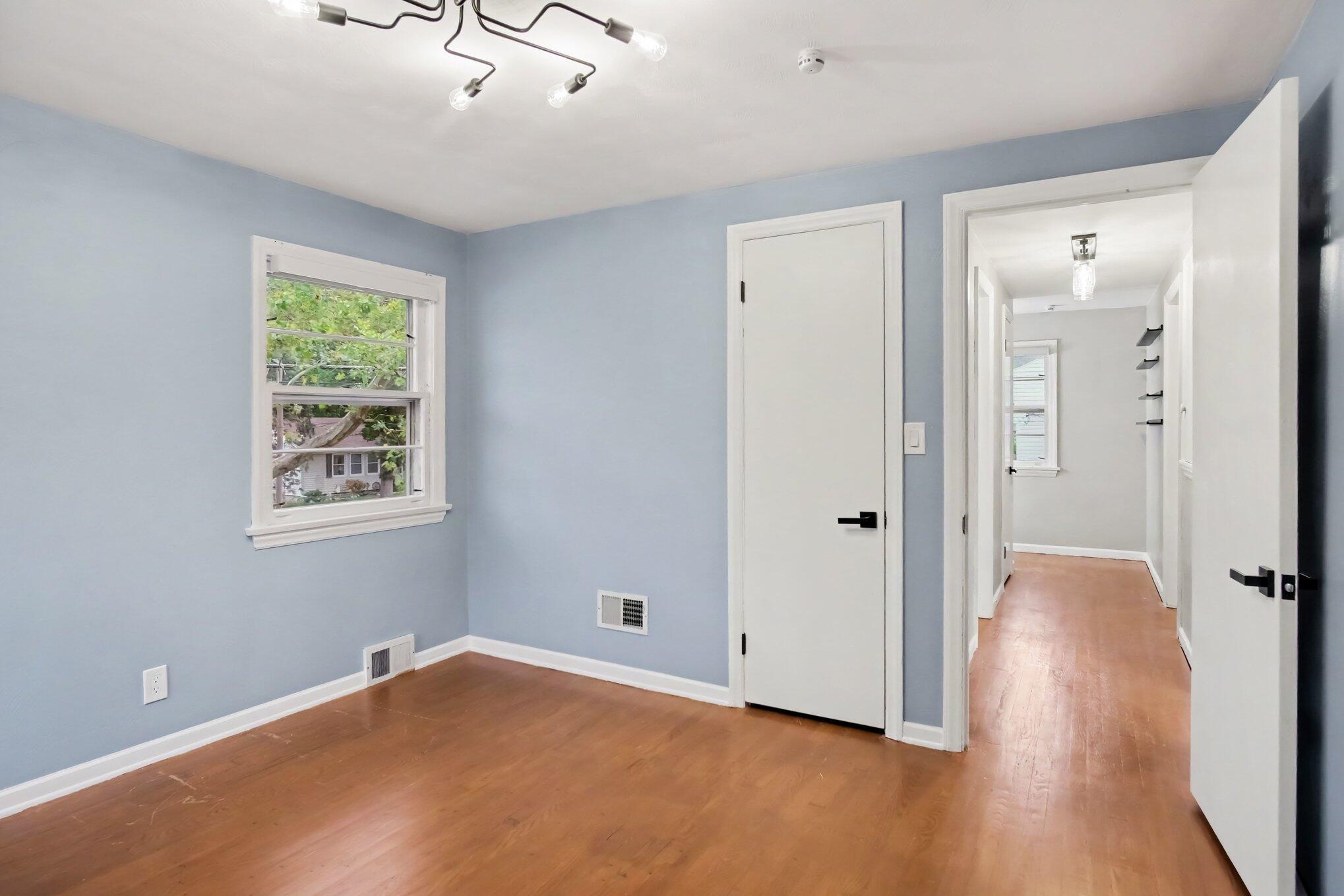 1808 NE Diamond Avenue NE Grand Rapids MI 49505