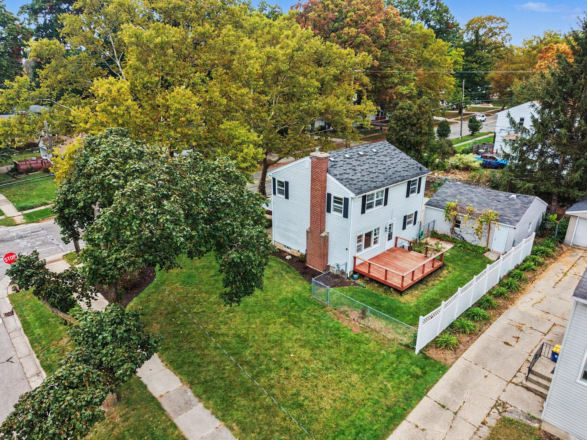 1808 NE Diamond Avenue NE Grand Rapids MI 49505