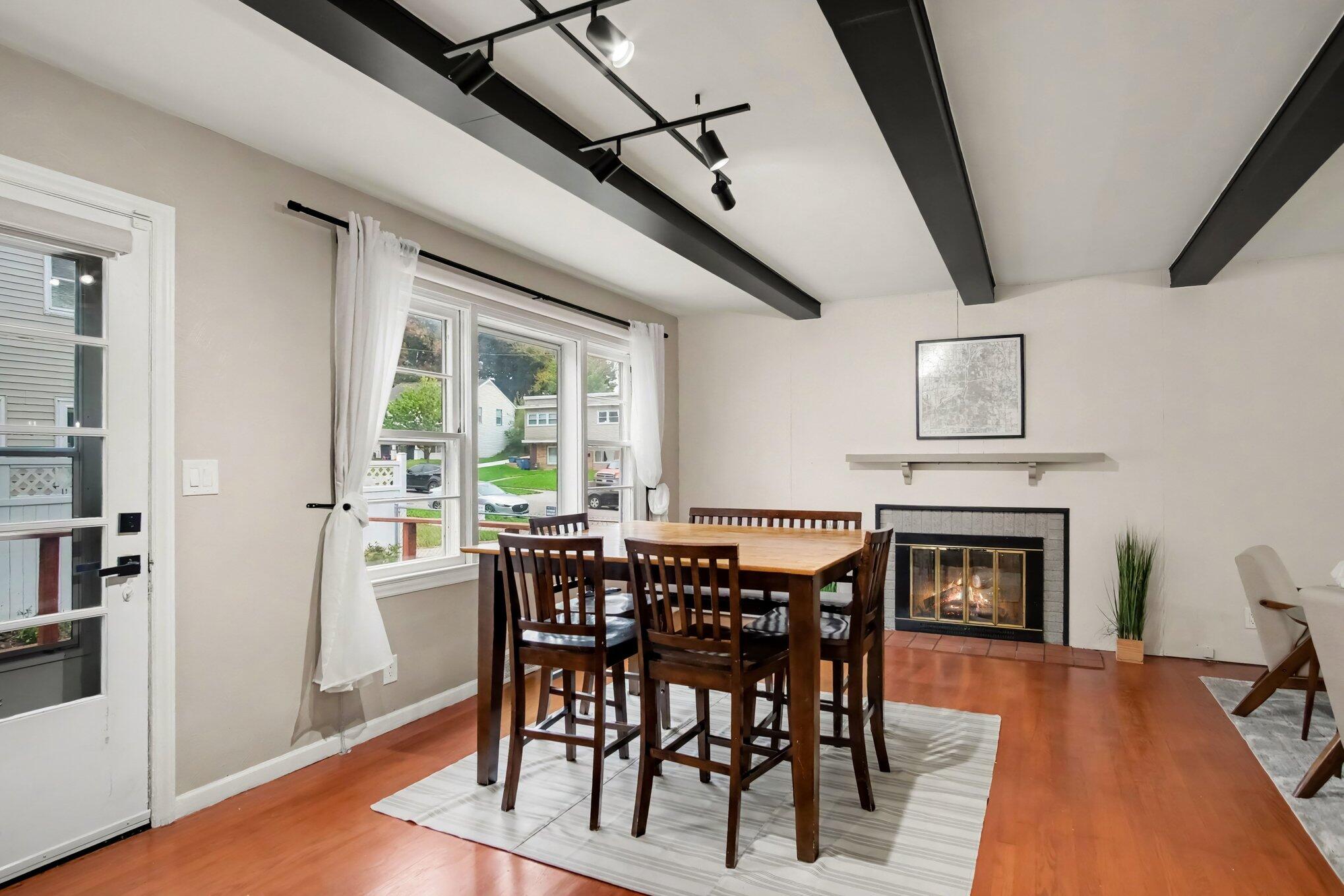 1808 NE Diamond Avenue NE Grand Rapids MI 49505