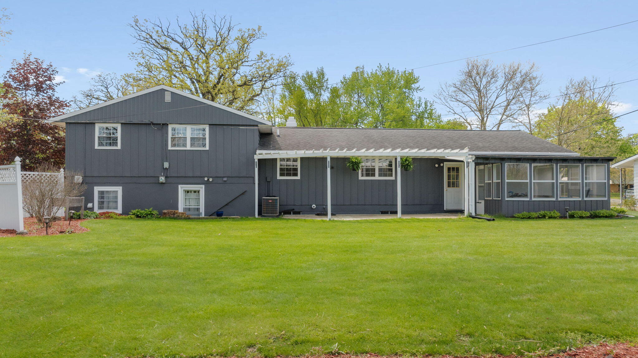 1409 Sioux Trail Niles MI 49120