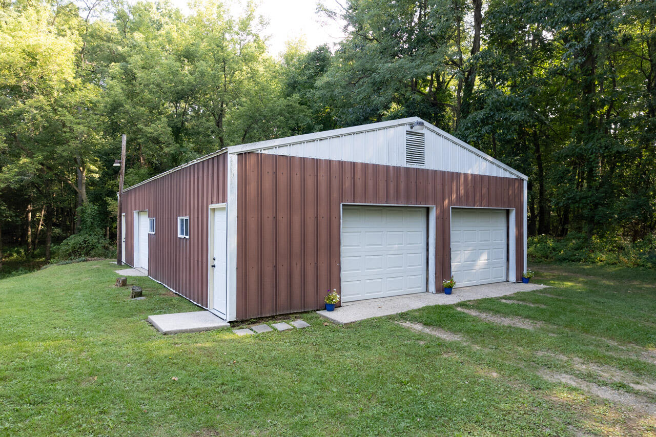 5881 E Hj Avenue Kalamazoo MI 49048