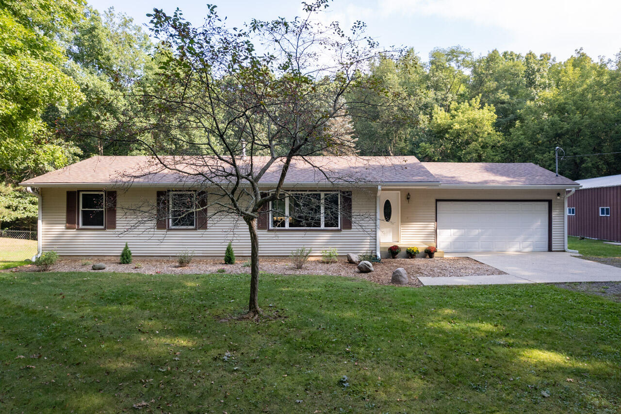 5881 E Hj Avenue Kalamazoo MI 49048