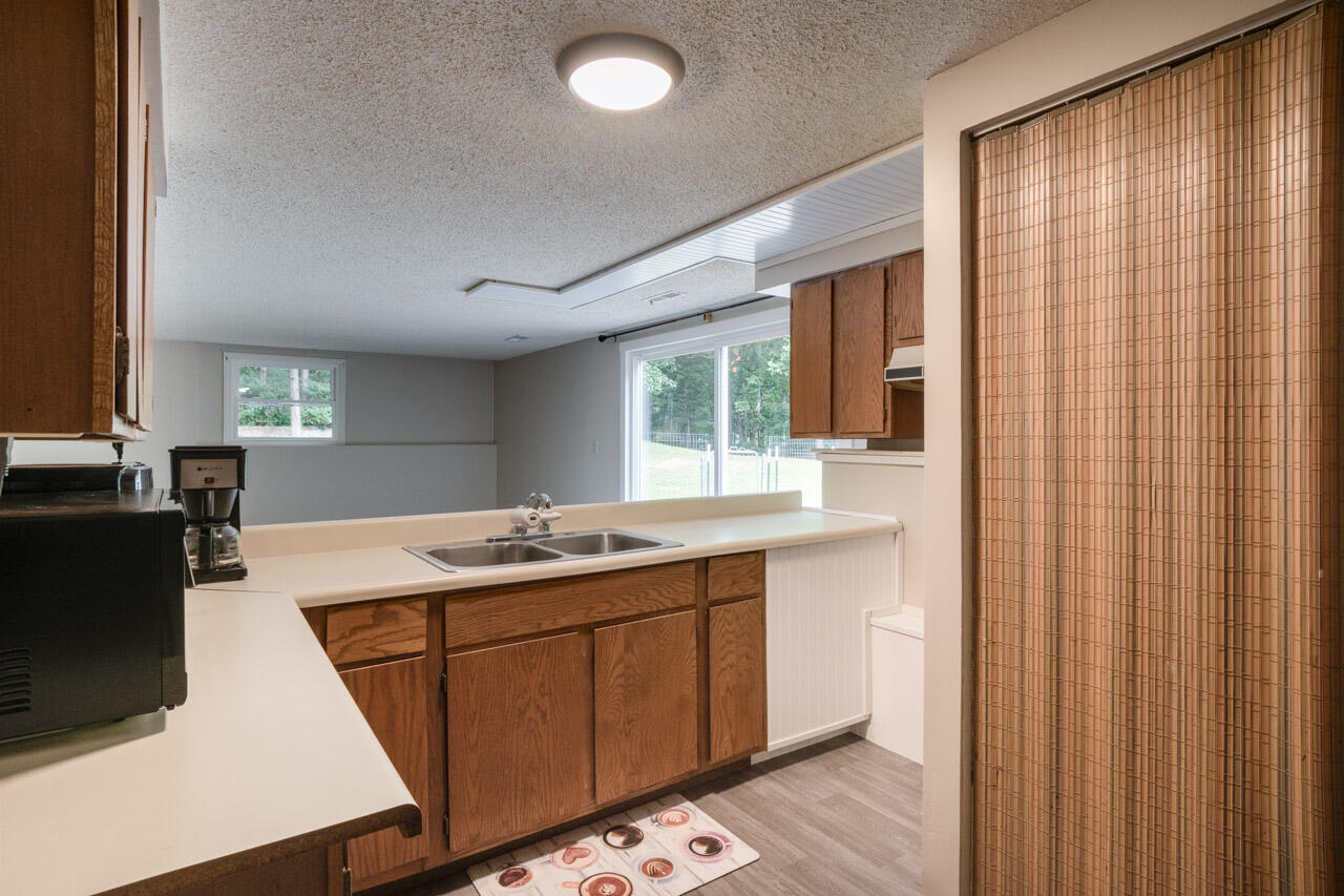 5881 E Hj Avenue Kalamazoo MI 49048