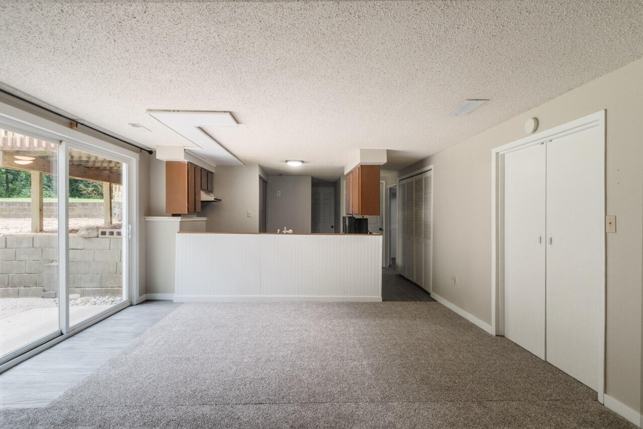 5881 E Hj Avenue Kalamazoo MI 49048