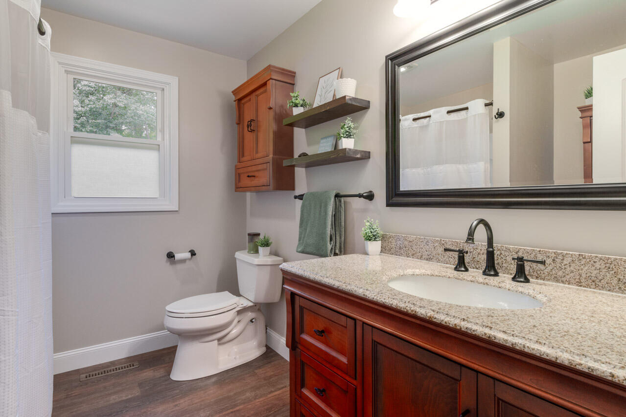 5881 E Hj Avenue Kalamazoo MI 49048