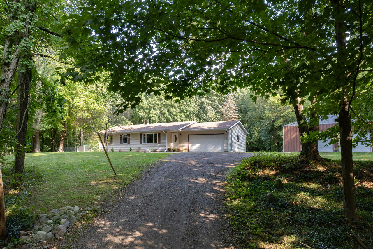 5881 E Hj Avenue Kalamazoo MI 49048