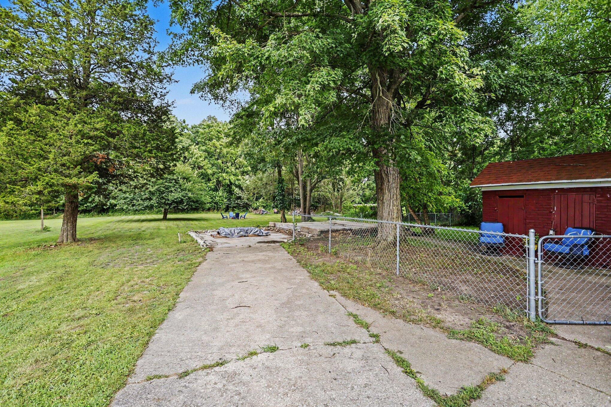 1713 N 12th Street Niles MI 49120