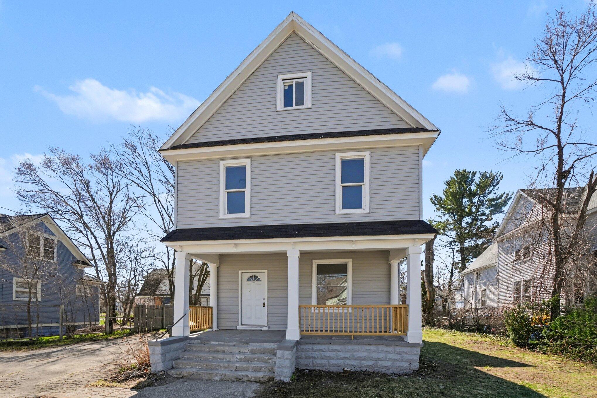 143 Delaware Avenue Muskegon MI 49442