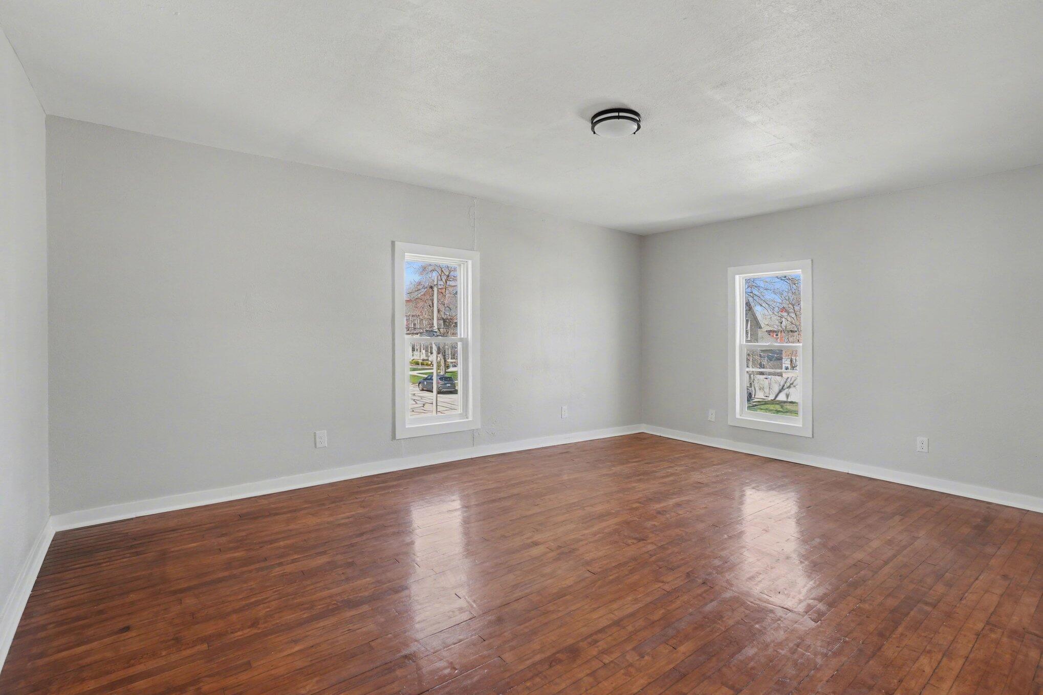 143 Delaware Avenue Muskegon MI 49442