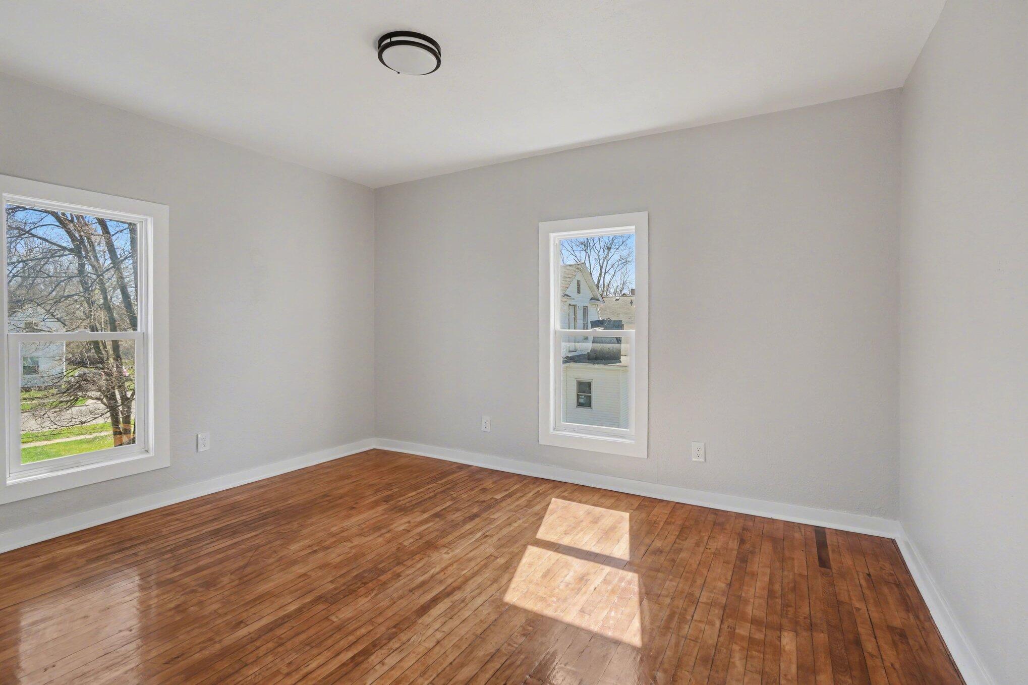 143 Delaware Avenue Muskegon MI 49442