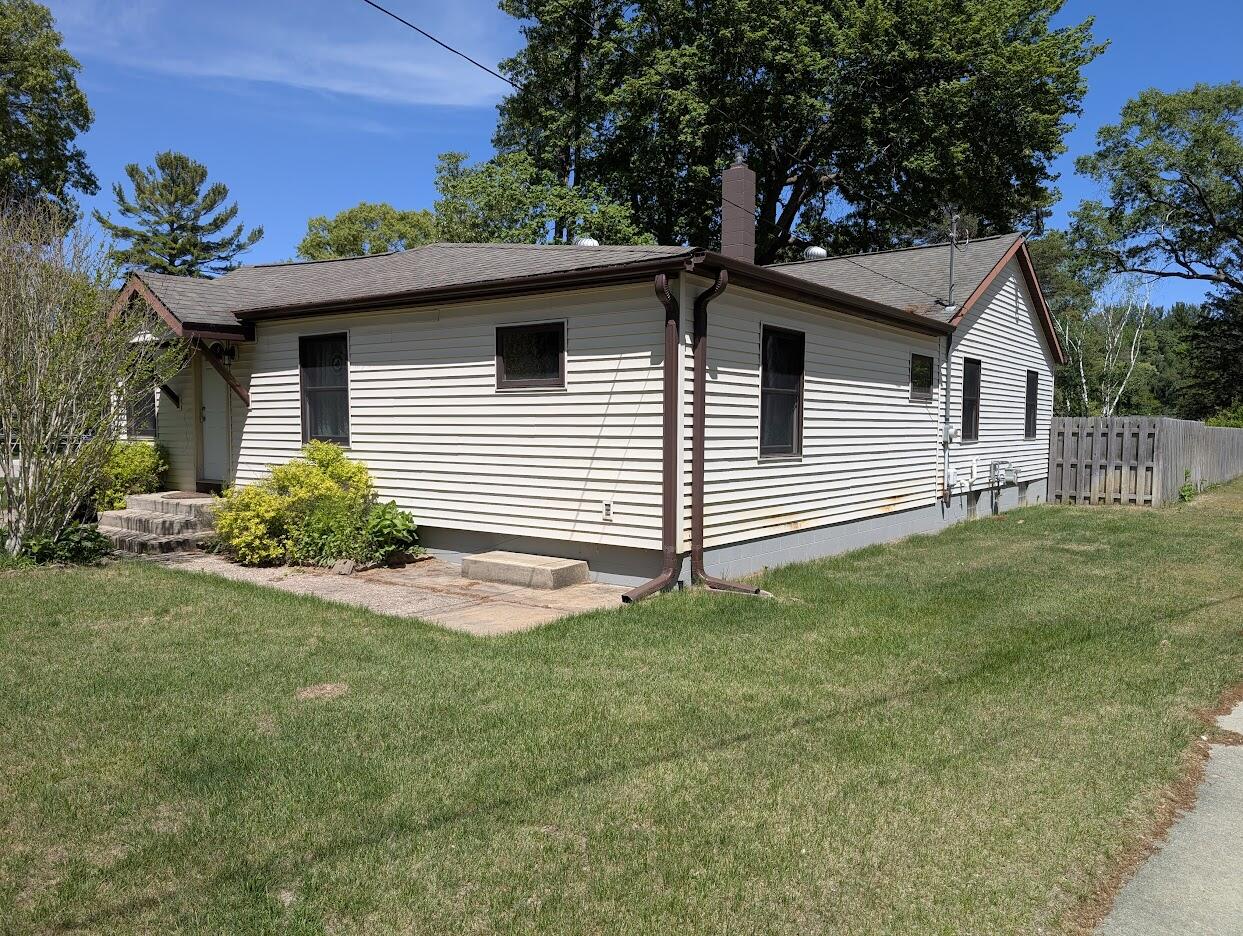 246 Birch Drive Muskegon MI 49445