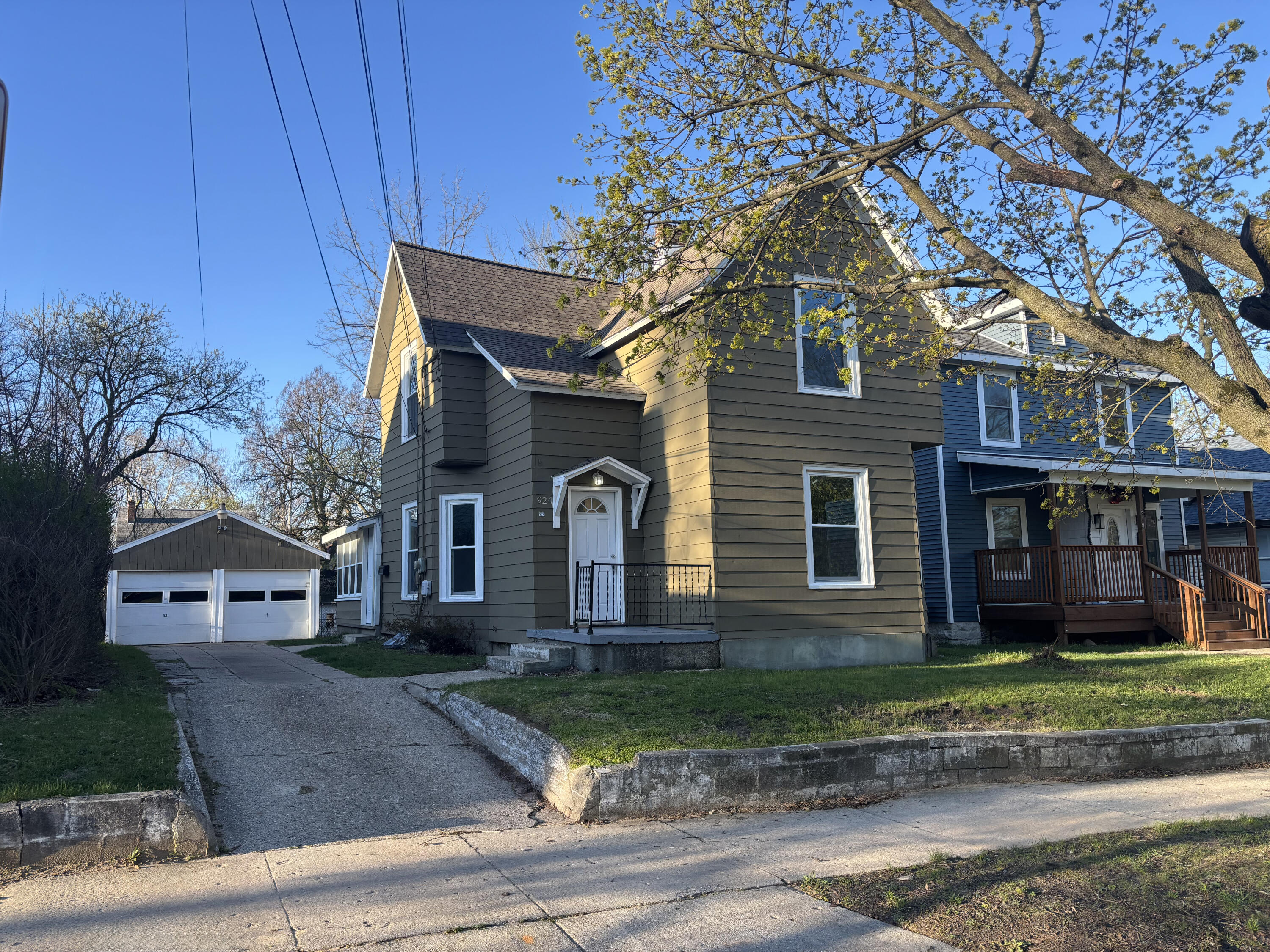 924 Worden Street SE Grand Rapids MI 49507