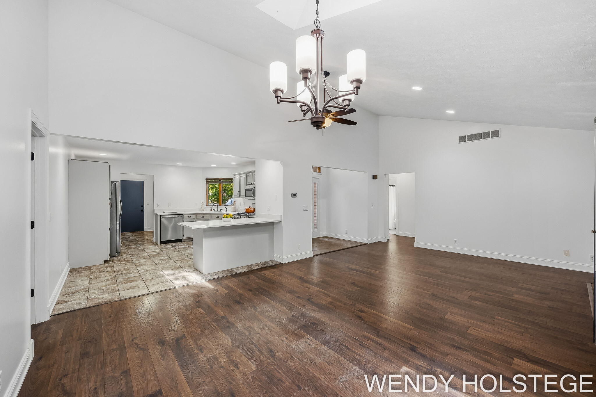 2080 W 32nd Street Holland MI 49423