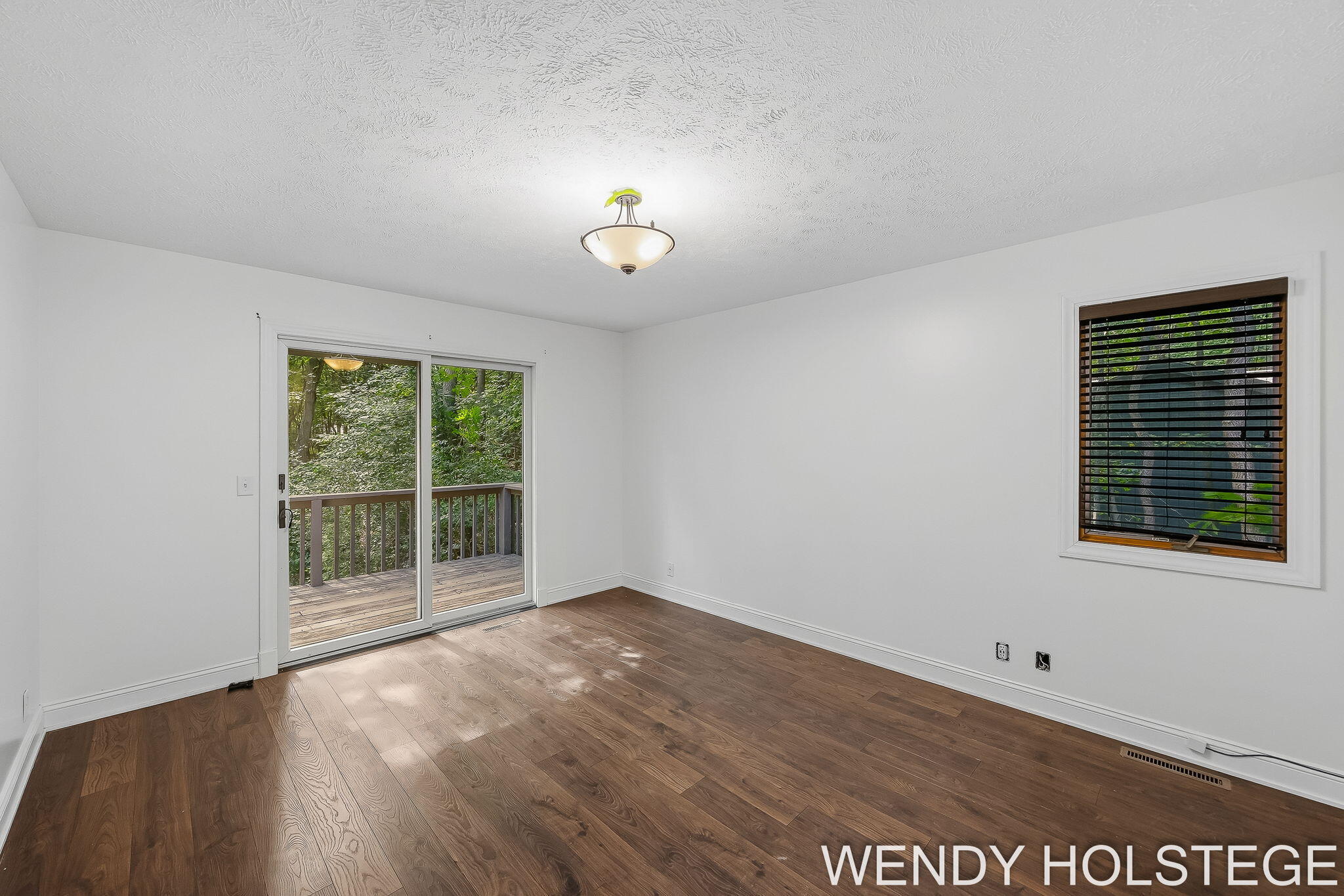 2080 W 32nd Street Holland MI 49423
