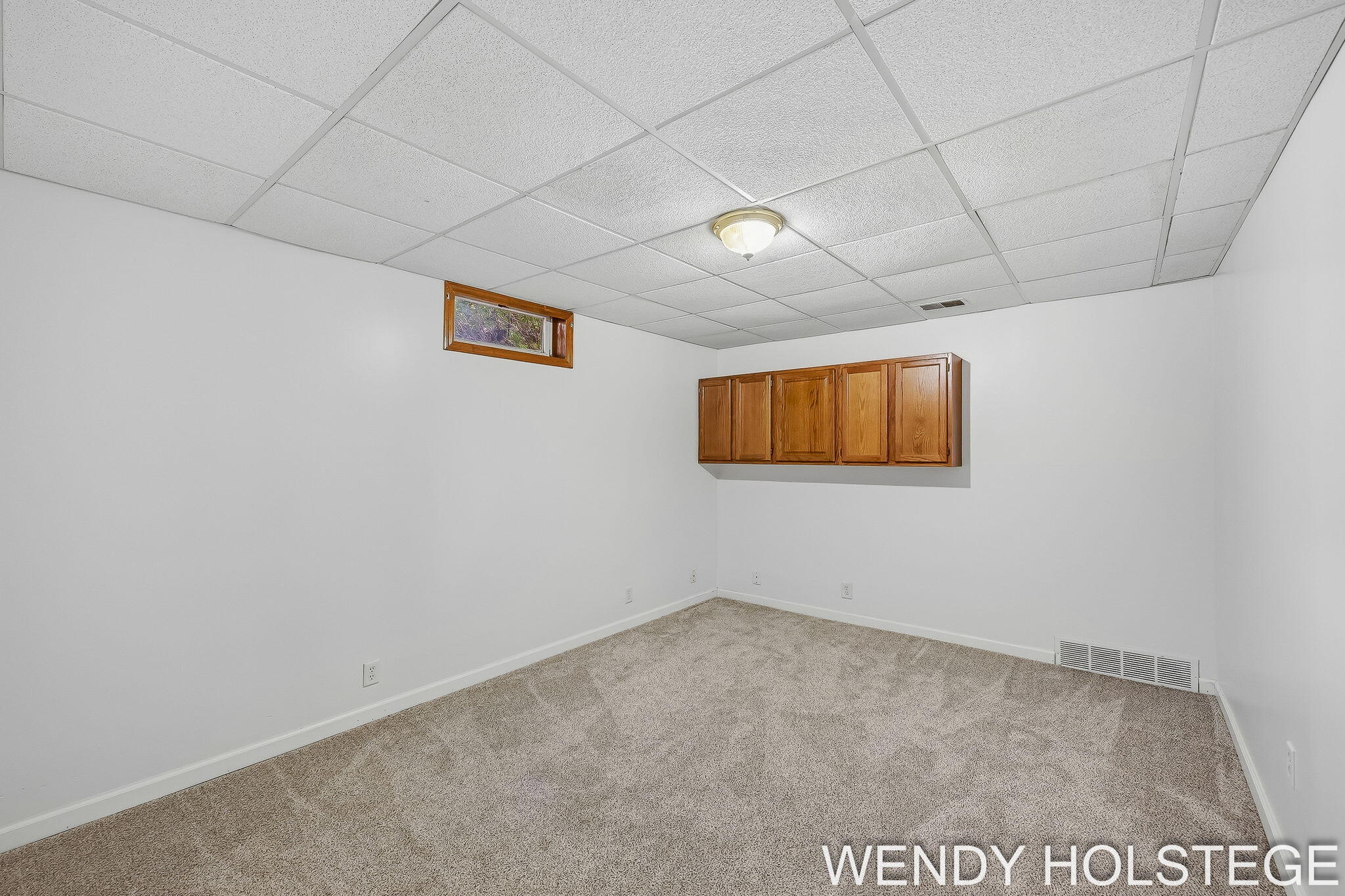 2080 W 32nd Street Holland MI 49423
