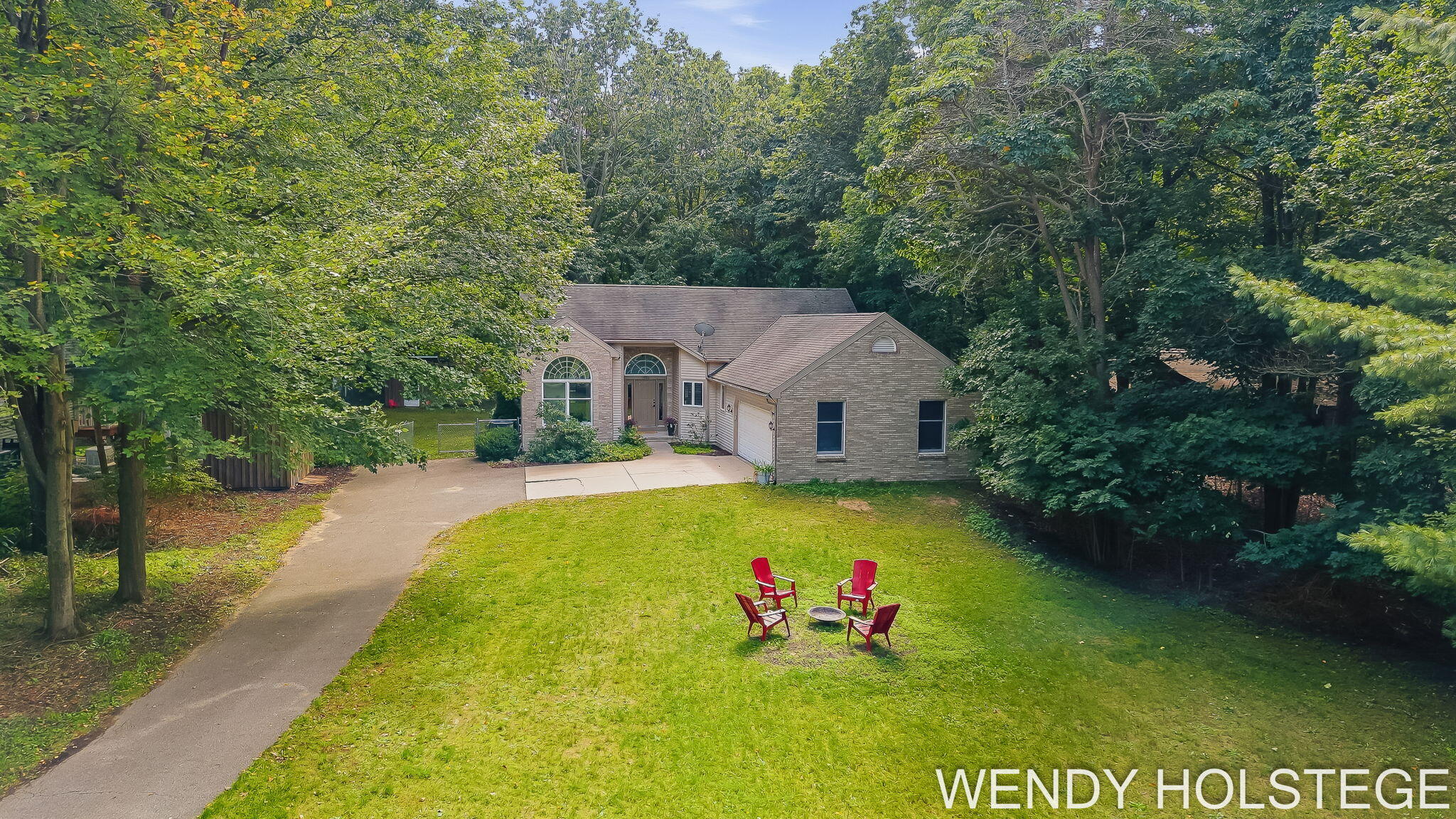 2080 W 32nd Street Holland MI 49423
