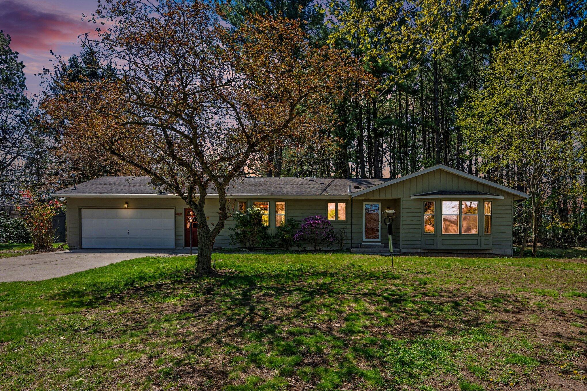 5976 Lake Street Fennville MI 49408