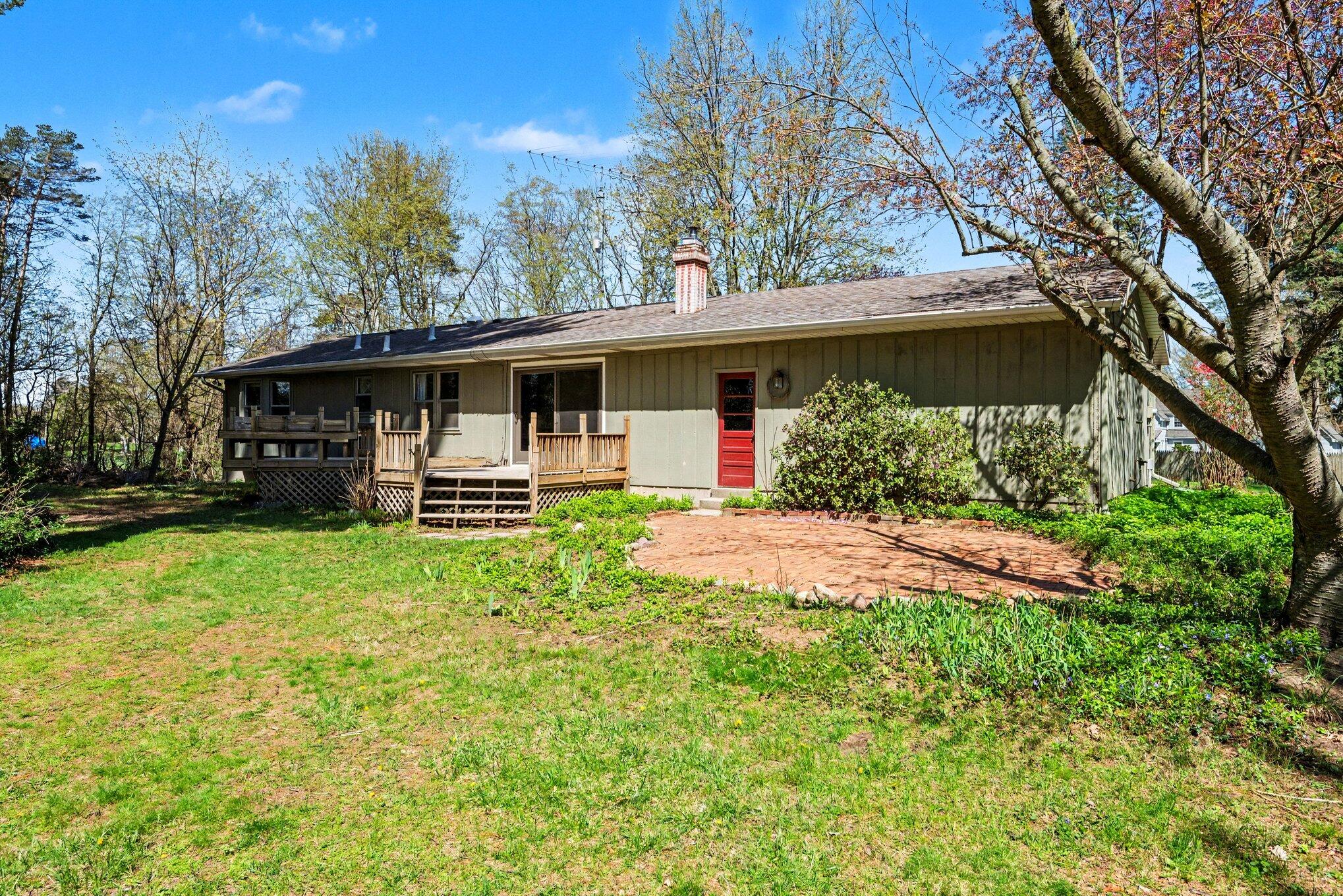 5976 Lake Street Fennville MI 49408