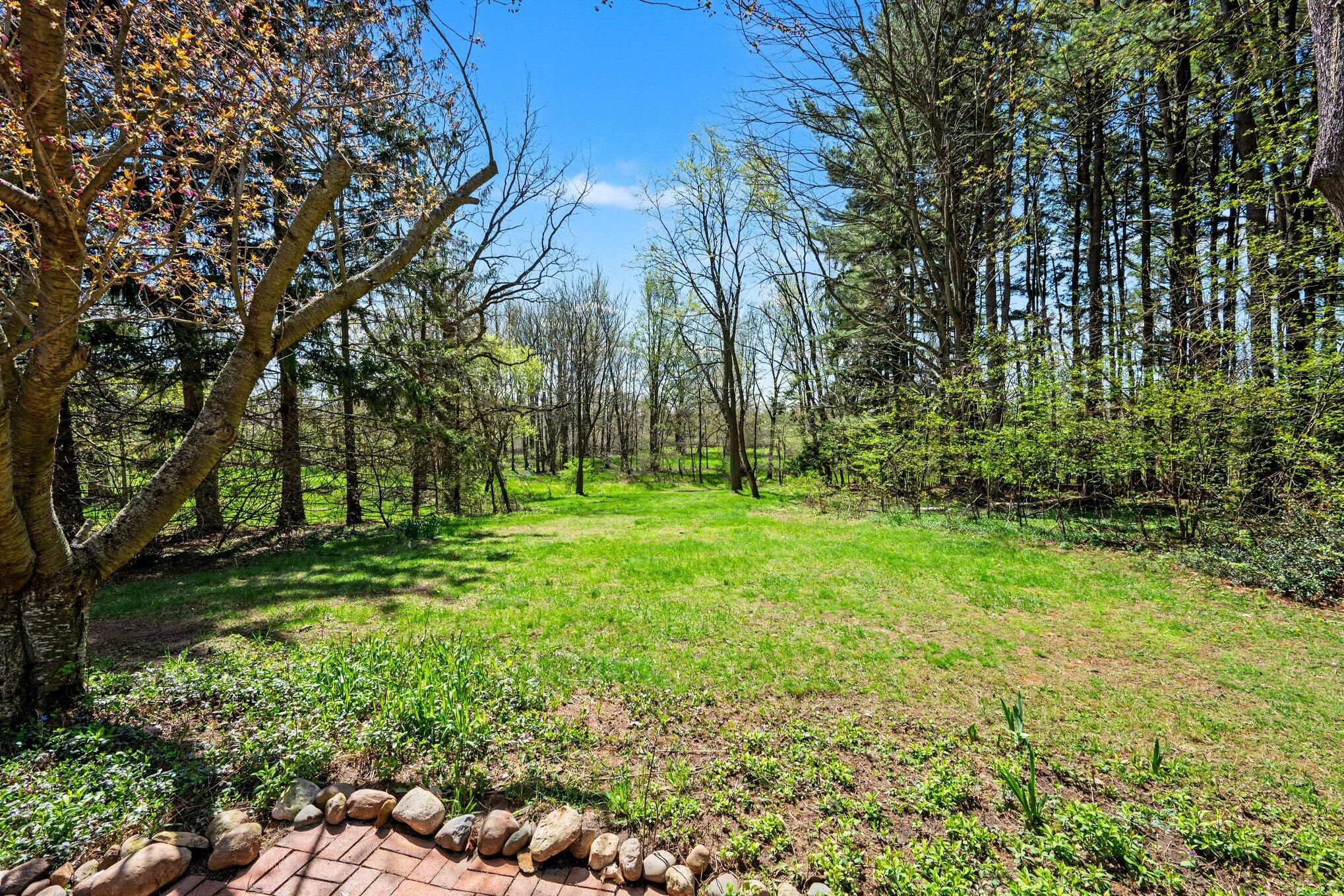 5976 Lake Street Fennville MI 49408