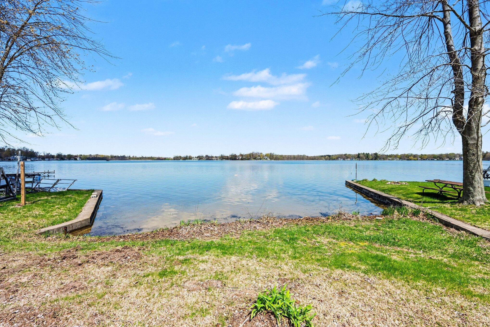 5976 Lake Street Fennville MI 49408