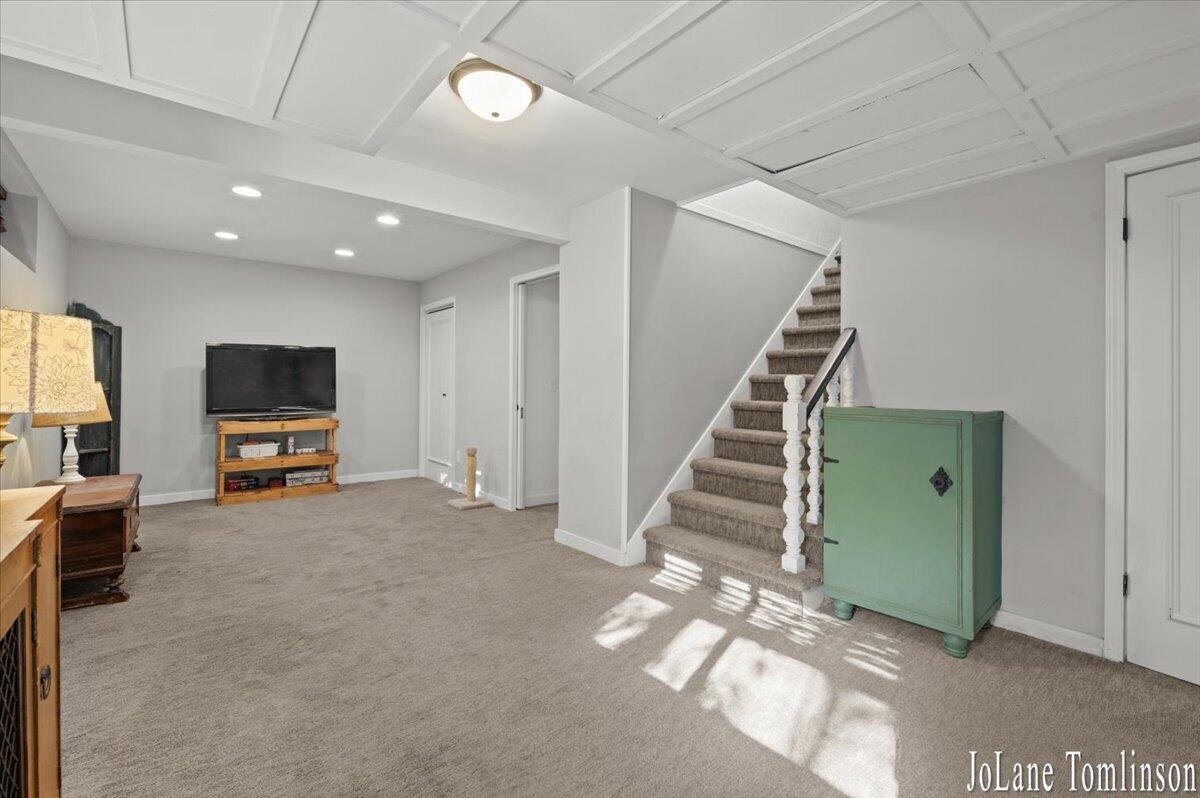 3525 Wild Rose Lane NE Grand Rapids MI 49525