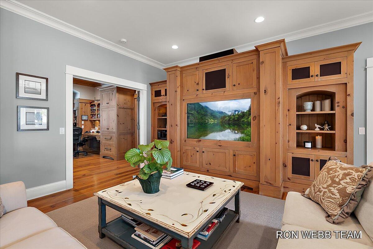 3501 N Lakeshore Drive Holland MI 49424