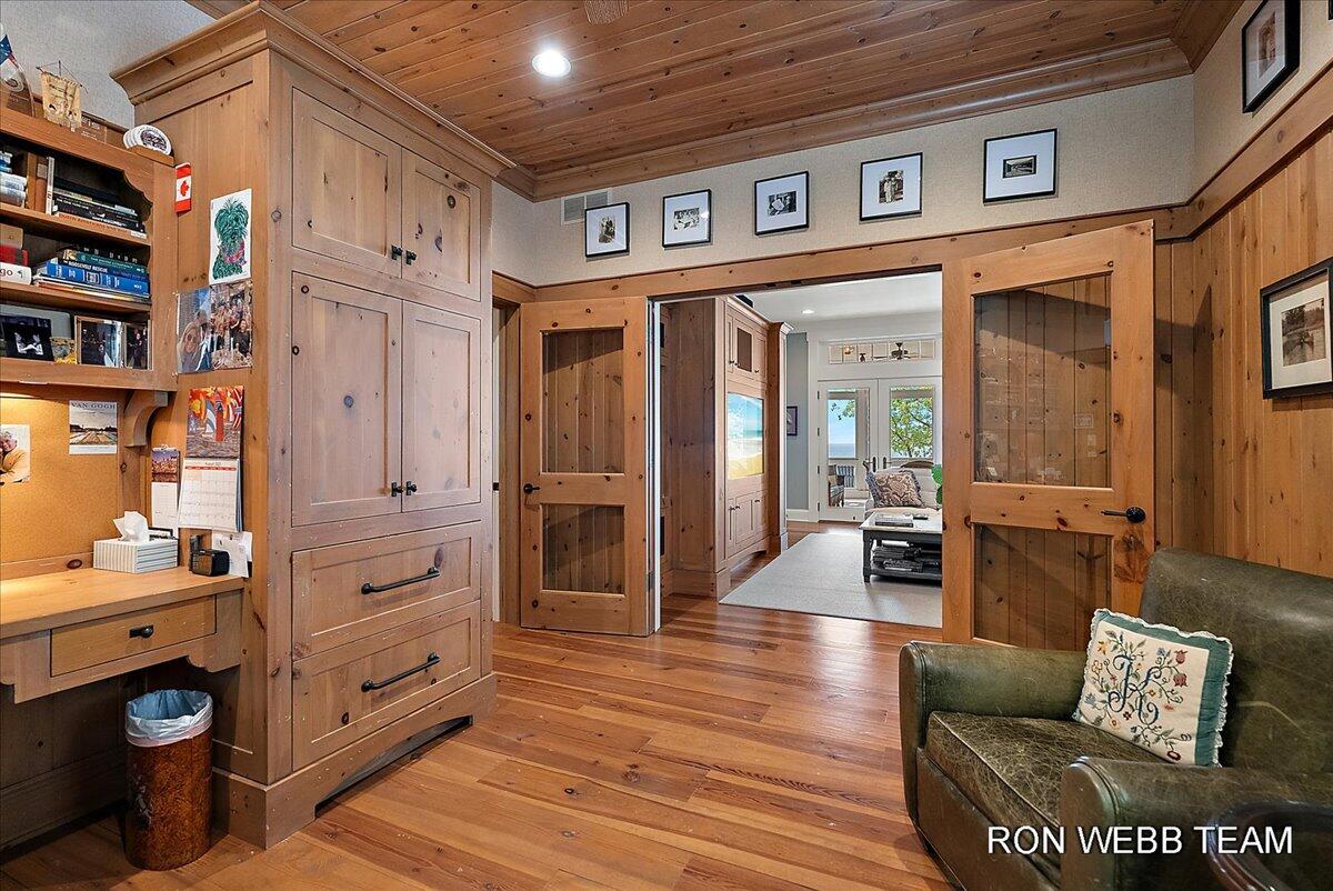 3501 N Lakeshore Drive Holland MI 49424