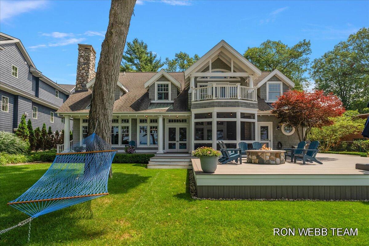 3501 N Lakeshore Drive Holland MI 49424