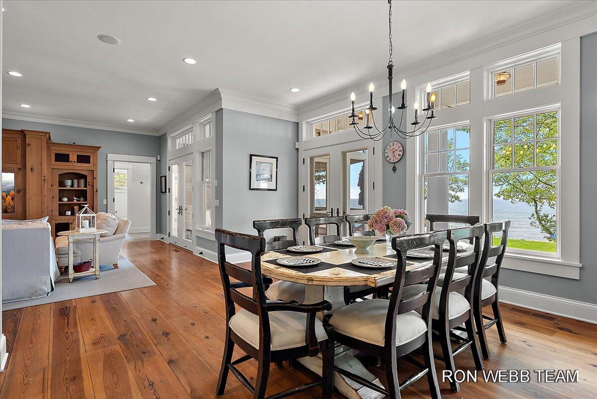 3501 N Lakeshore Drive Holland MI 49424