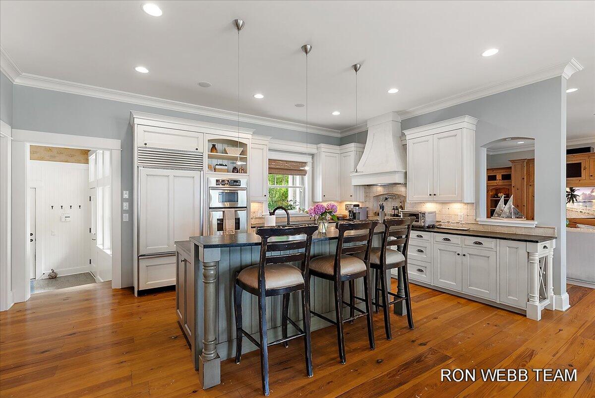 3501 N Lakeshore Drive Holland MI 49424